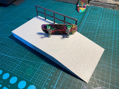 Kicker to Rail obstacle, 3D printed marble ramp fingerskateboard