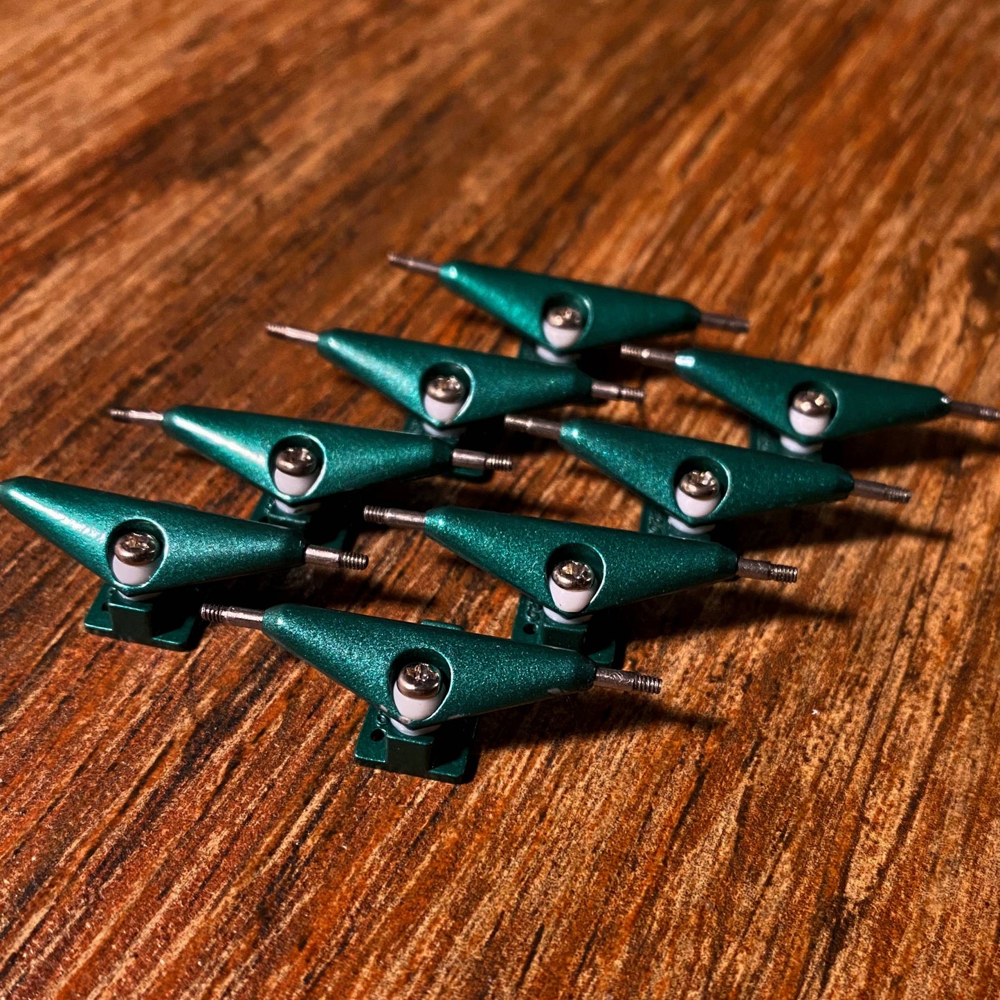 Eureka II trucks 34mm, fingerboard truck set