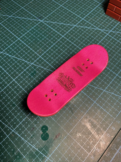 Black Clover Fingerskateboard, 34x96mm pro fingerboard