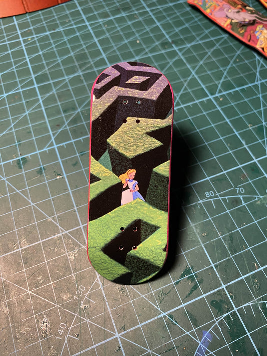 Alice in Wonderland Fingerskateboard, 34x96mm pro fingerboard