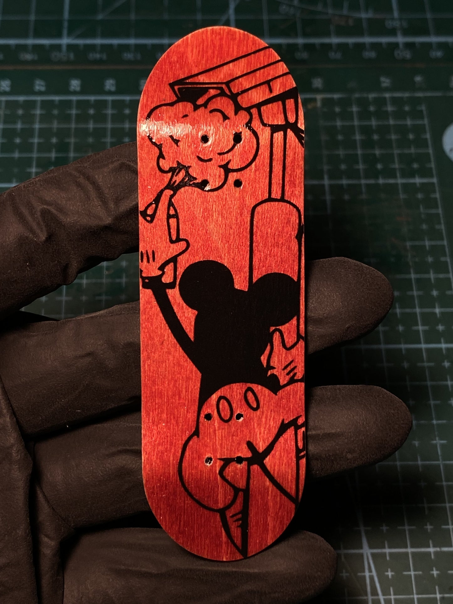 Big Brother is watching you! fingerskateboard, 29mm Popsicle