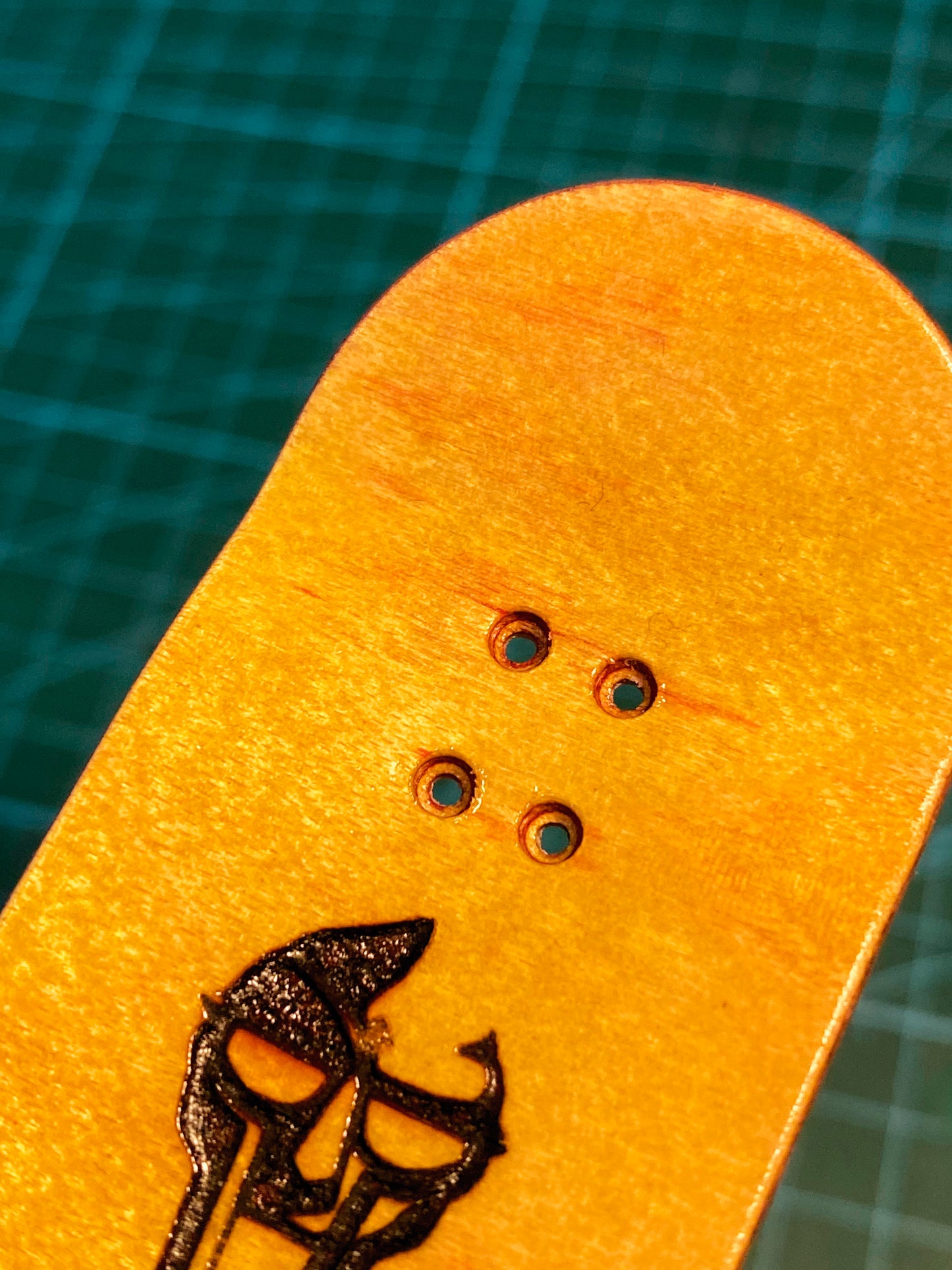 MFDOOM fingerskateboard, fingerboard professional 34mm x 98mm