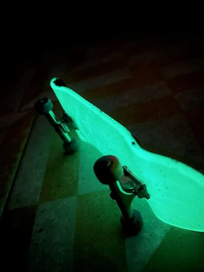 Glow-in-the-Dark Fingerboards 34 mm x 100 mm, fluorescent fingerboards pro
