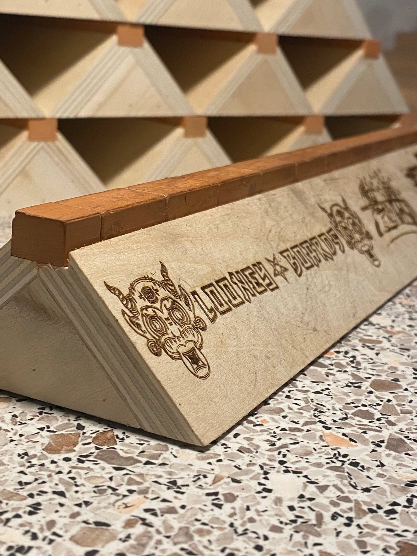 Wooden fingerboard real brick bank ramp - finger skateboard obstacle wood, mini brick toy ramp